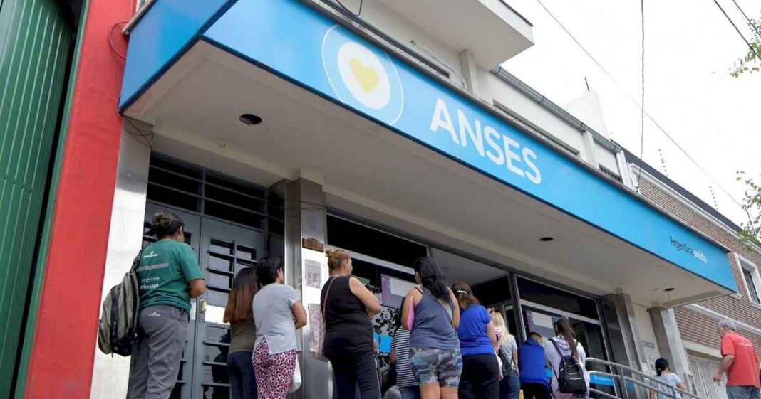 anses-cuando-cobro:-el-calendario-de-pagos-completo-de-enero-de-2024