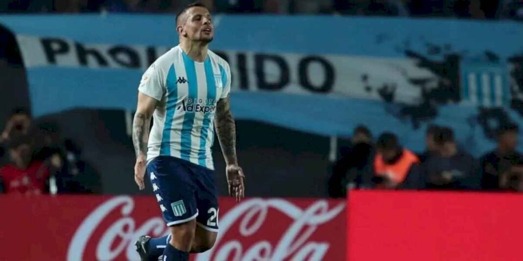 racing-se-entreno-otra-vez-sin-vecchio,-que-rescindira-contrato