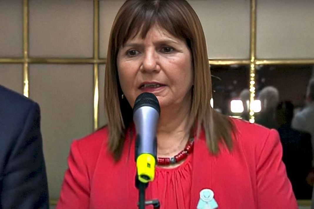 bullrich-dispuso-el-inmediato-confinamiento-del-preso-acusado-de-amenazar-al-gobernador-pullaro