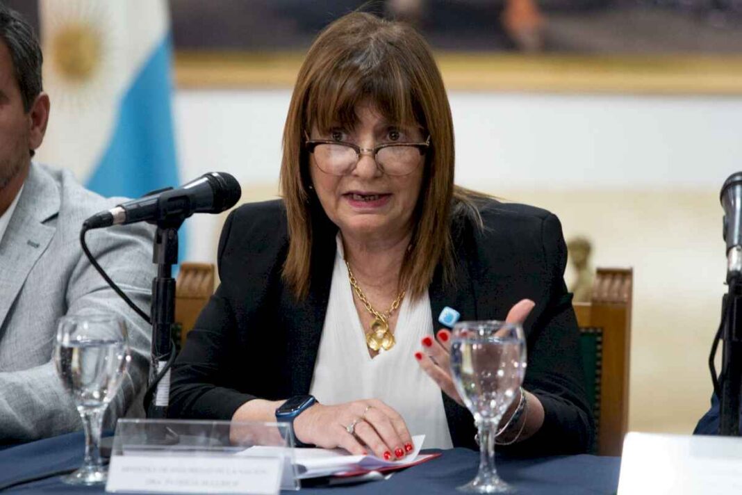 patricia-bullrich-lamento-el-ataque-contra-la-hija-de-su-custodio:-las-van-a-pagar