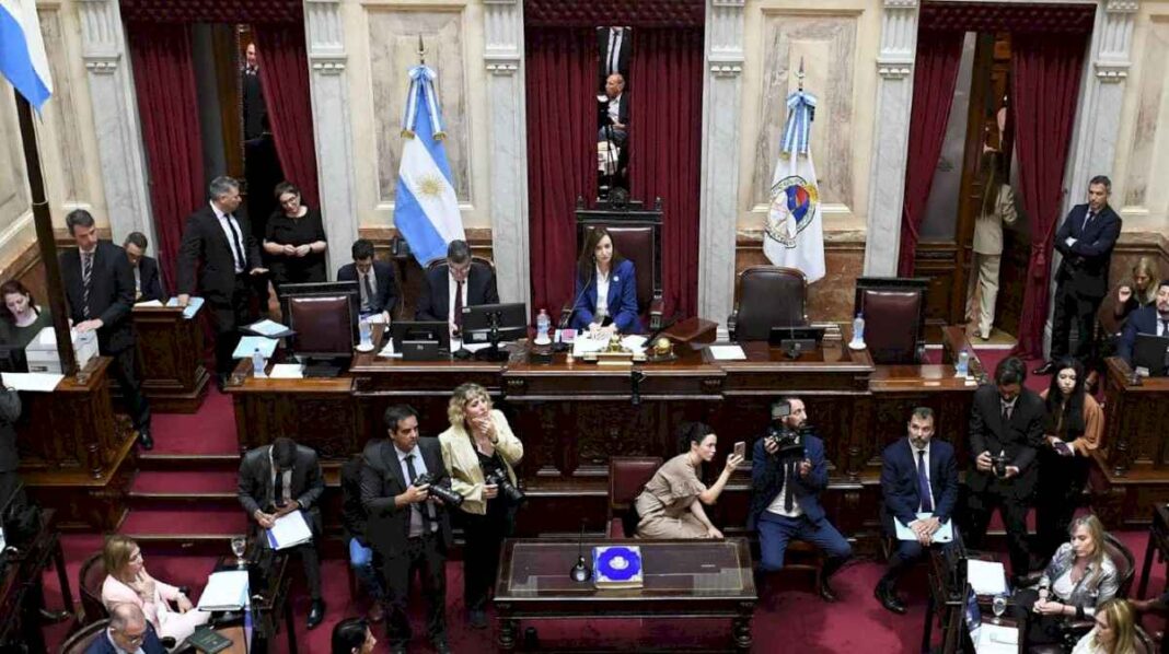 el-oficialismo-preve-que-la-ley-omnibus-podria-votarse-a-fines-de-febrero-en-el-senado