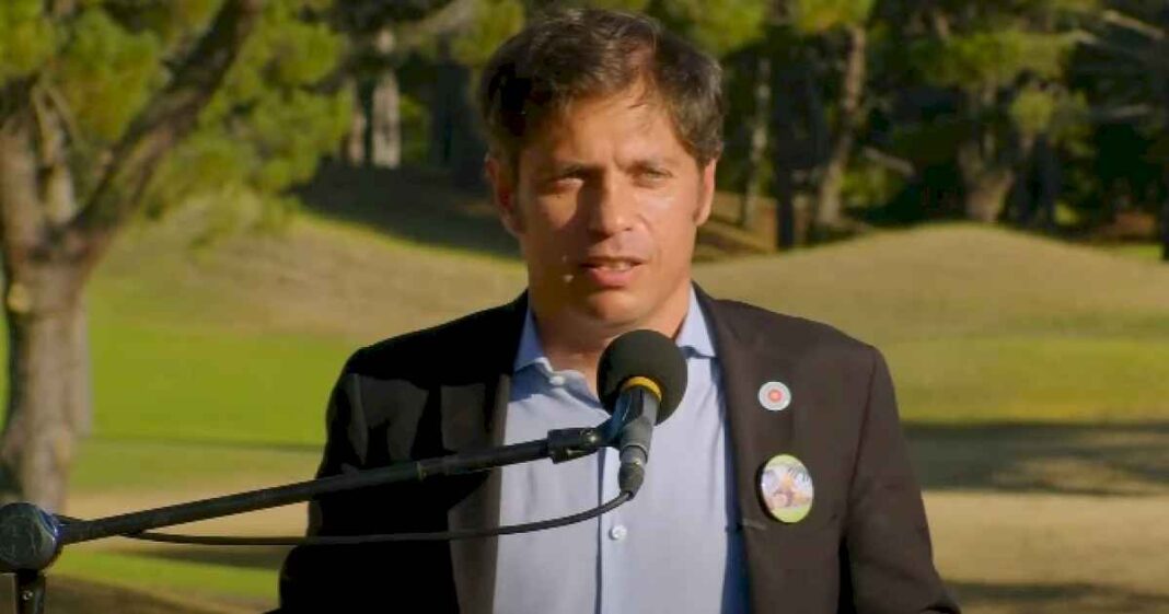 axel-kicillof-uso-fondos-propios-para-cubrir-parte-de-sueldo-a-docentes-por-los-recortes-de-milei