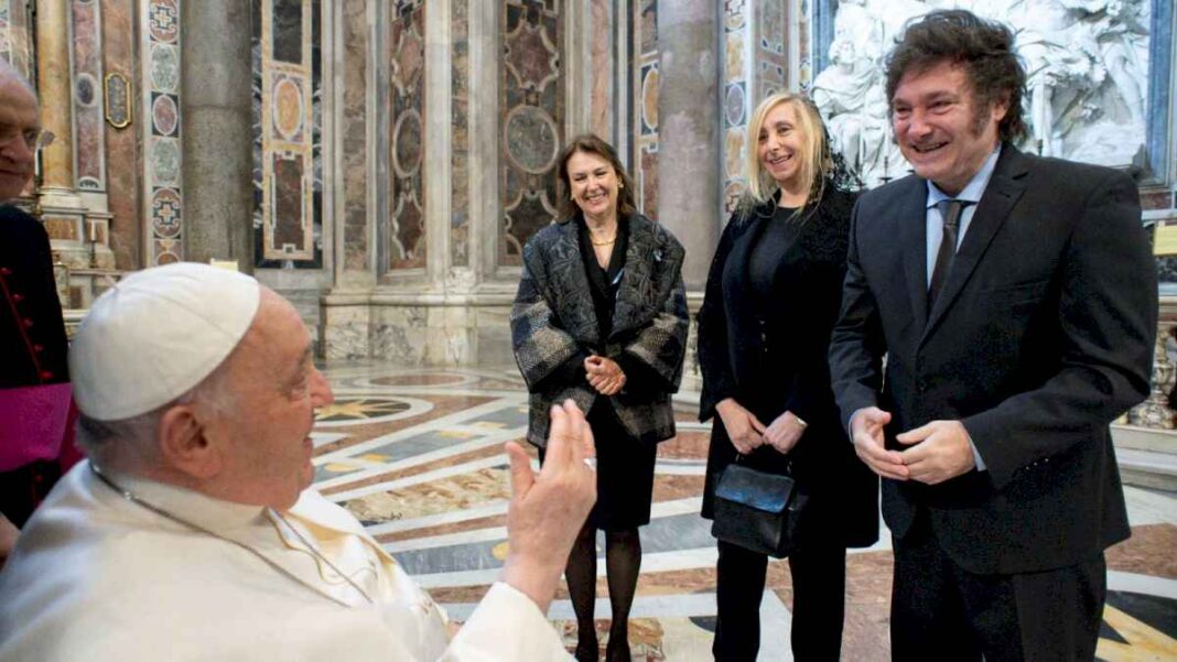 javier-milei-se-reune-con-el-papa-francisco-en-el-vaticano:-en-vivo-minuto-a-minuto-el-encuentro