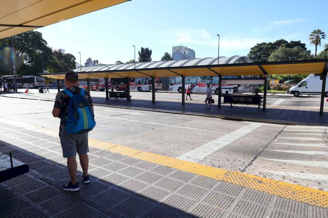 paro-de-colectivos,-en-vivo:-que-lineas-estan-afectadas-este-7-de-marzo