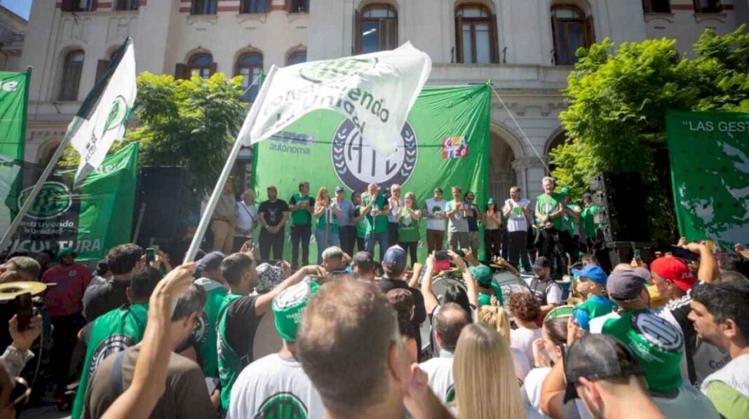 ate-redobla-la-ofensiva-contra-milei-y-hace-otro-paro:-vamos-a-luchar-hasta-quitarle-la-motosierra