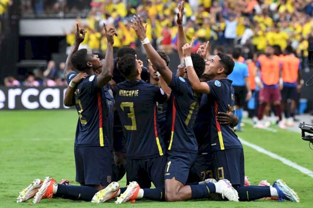 ecuador-le-gano-a-jamaica-y-vuelve-a-tener-chances