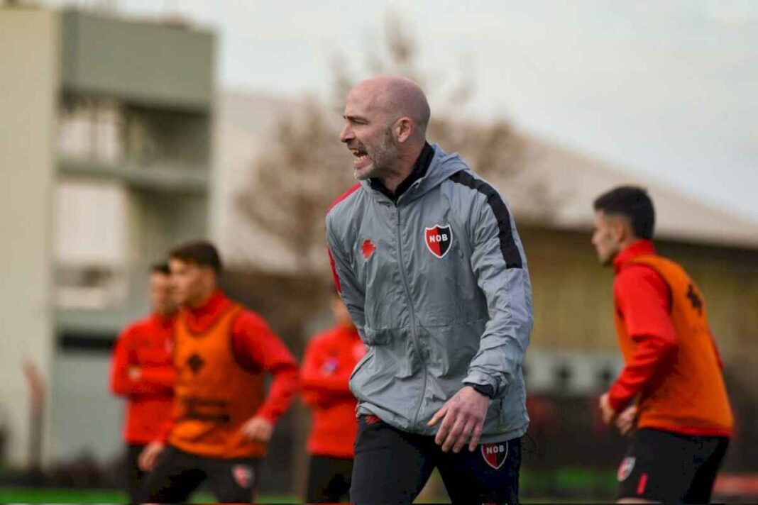 newell’s-old-boys-presento-a-sebastian-mendez-como-nuevo-entrenador