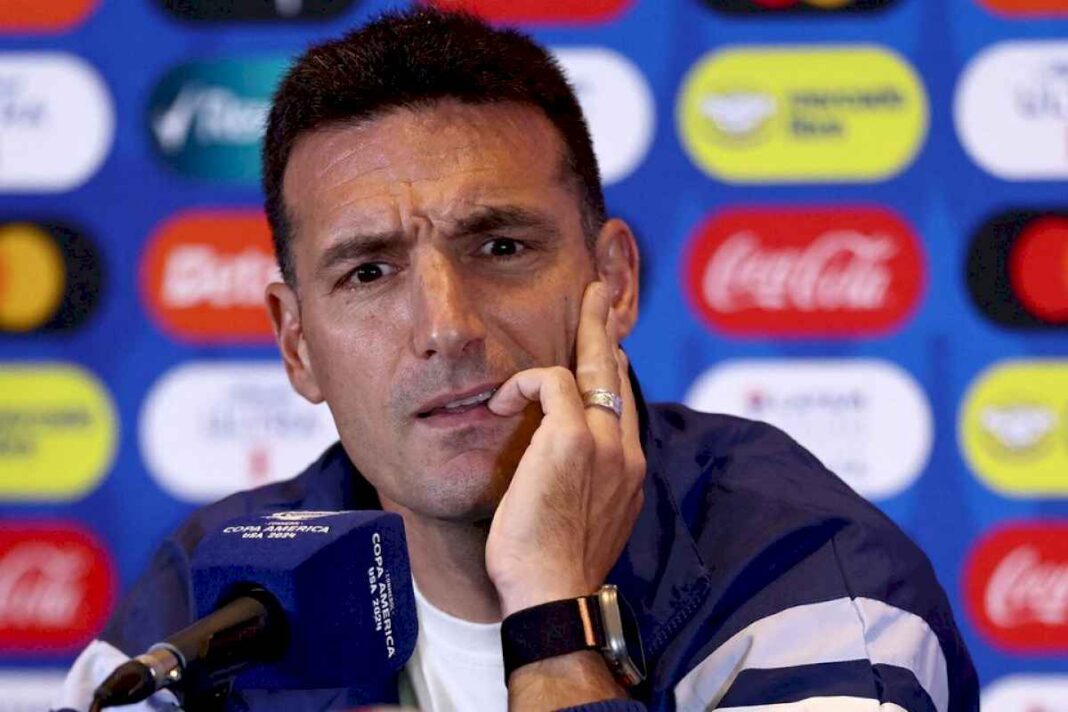 scaloni:-«puede-ser-que-lautaro-y-julian-jueguen-juntos,-es-una-opcion»