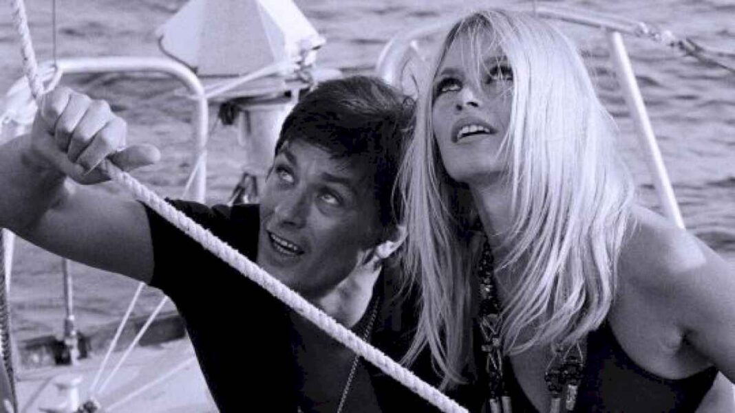 brigitte-bardot,-desolada-por-la-muerte-de-alain-delon:-«pierdo-a-un-amigo,-un-complice…»