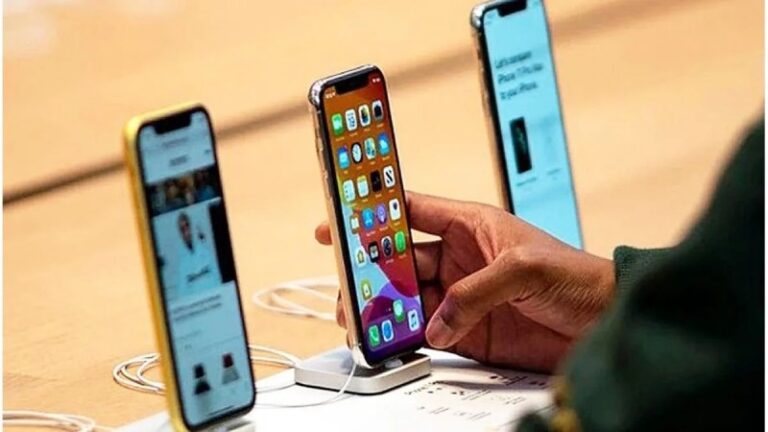 El gobierno de Javier Milei eliminará aranceles a celulares importados