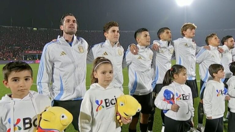Así fue el Himno Nacional Argentino en la previa al partido ante Chile