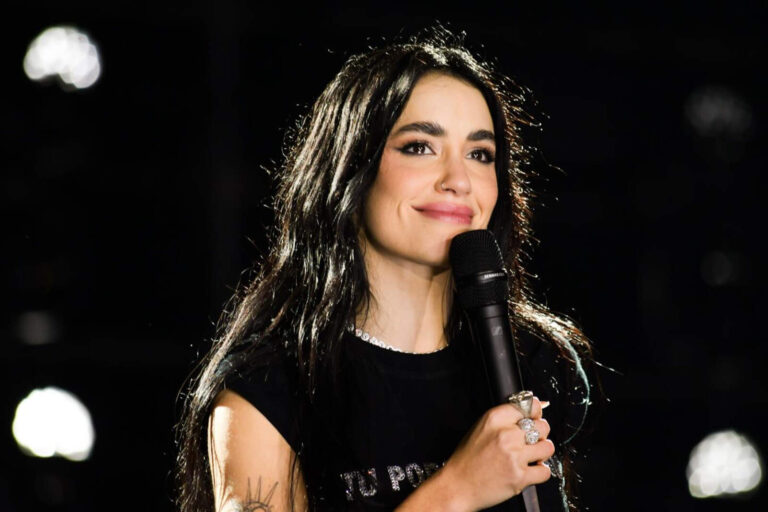 Cristina Kirchner presa: Lali Espósito apoyó a CFK y no resistió el archivo