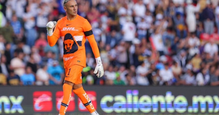 Tras su controversial salida de Newell’s, Keylor Navas fue capitán y debutó con la valla invicta en Pumas de México
