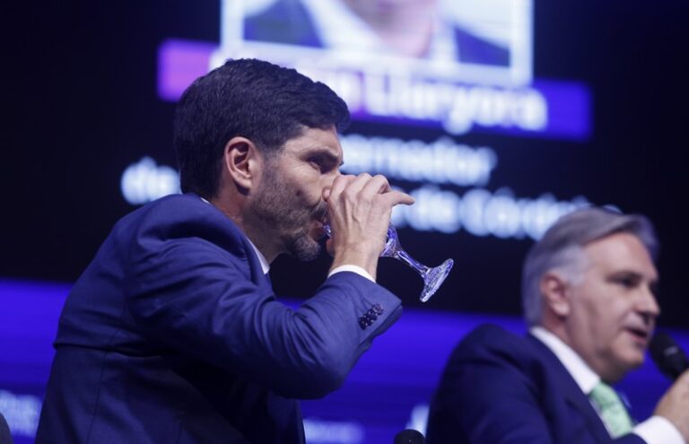 Los gobernadores aliados se reúnen para meter presión contra el veto de Milei