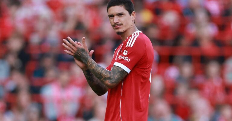 Darwin Núñez dejará el Liverpool para jugar en Arabia