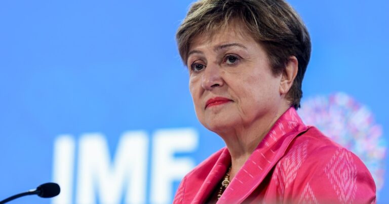 Nueva política de intervención sobre el dólar: el FMI dio su aval pero con condiciones