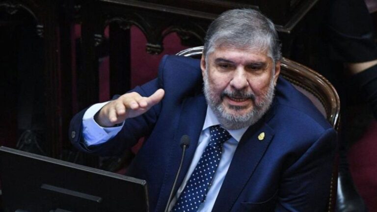 José Mayans pidió juicio político a Patricia Bullrich e interpelación a Karina Milei en el Senado