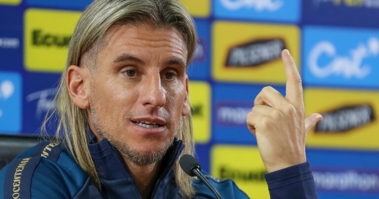 Sebastián Beccacece, a días de enfrentar a la Argentina: «Incomodarlos y ser protagonistas»