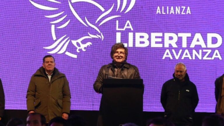 El cambio de postura de Javier Milei pese a los resultados de las elecciones bonaerenses