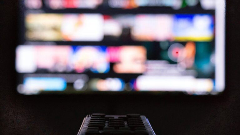 El rating de las elecciones: C5N lidera la cobertura de la paliza de Fuerza Patria a Javier Milei