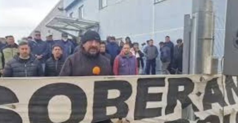 Tierra del Fuego. Toma de la fábrica AIRES DEL SUR