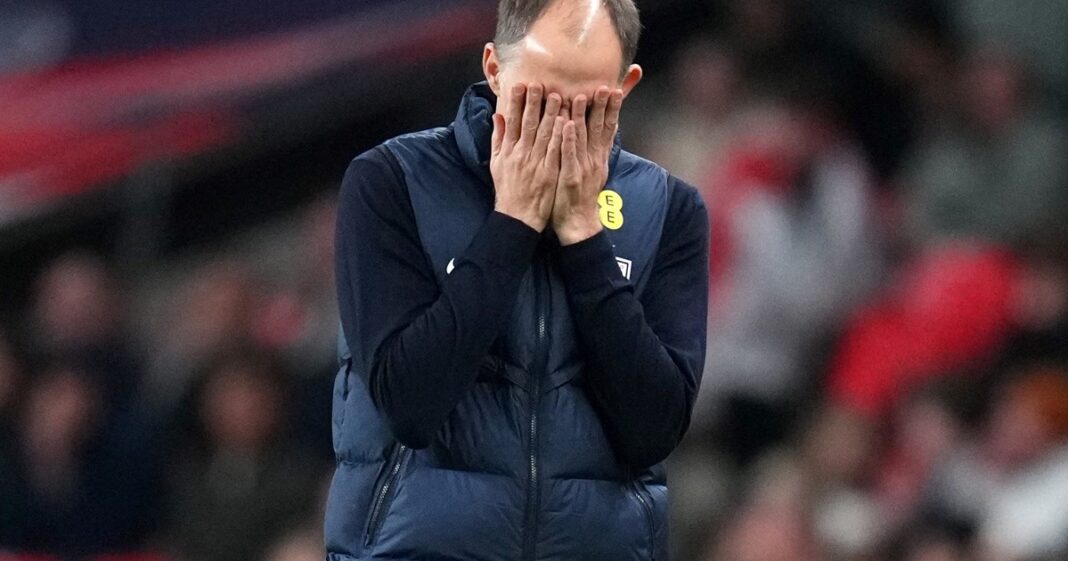 Jugadores de Japón celebran el gol ante Inglaterra en el estadio de Wembley