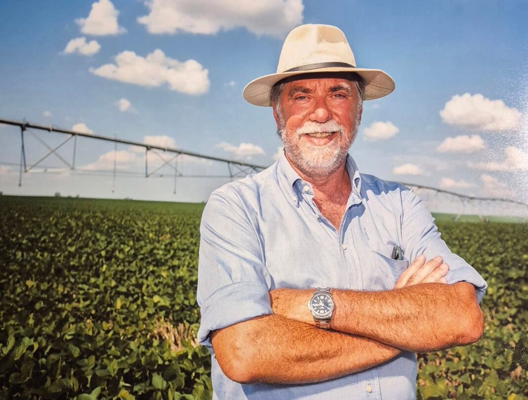 Vista aérea de campos agrícolas con sistemas de riego por pivote en Catamarca, Argentina.