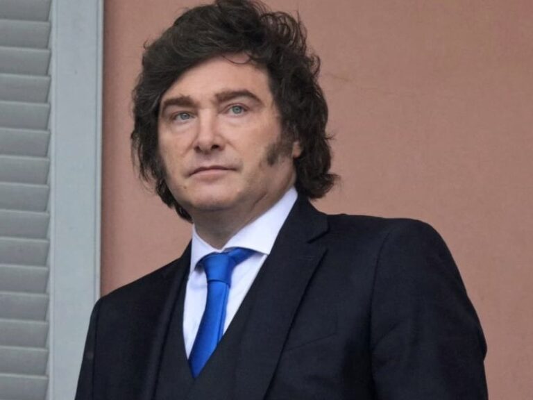 El presidente Javier Milei durante un acto oficial en la Casa Rosada.