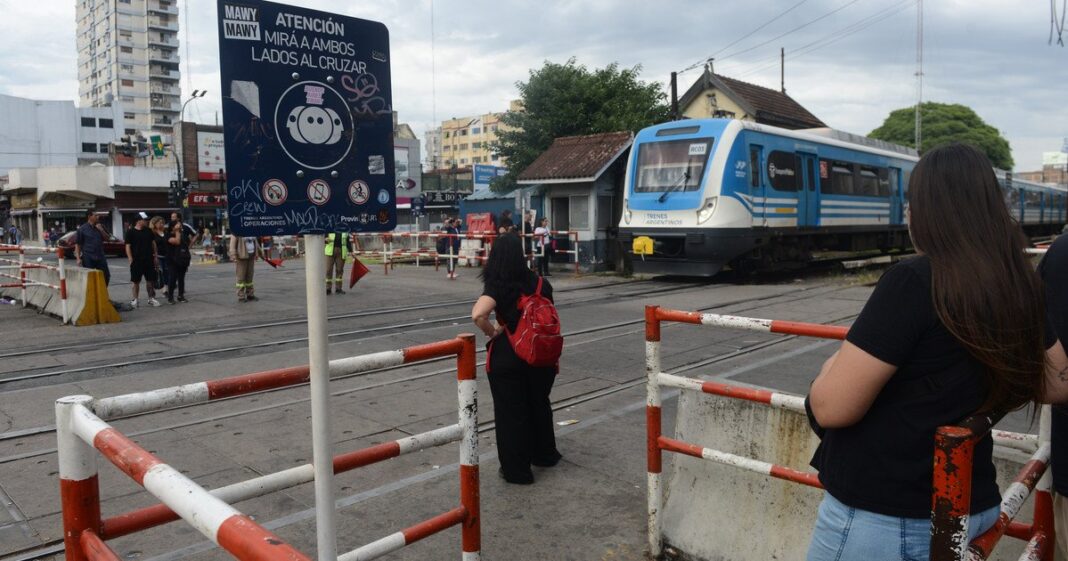 Tren Sarmiento en estación Once