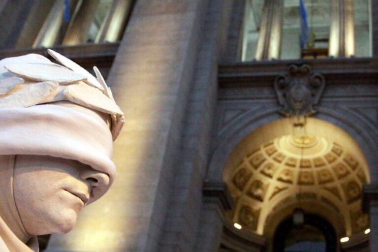 Escribano Santiago Busaniche internado tras denunciar el Poder Judicial