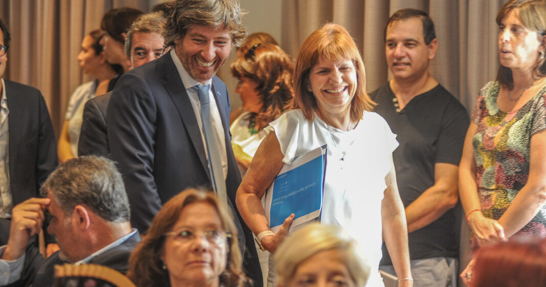 Sesión del Senado argentino con legisladores reunidos en el recinto
