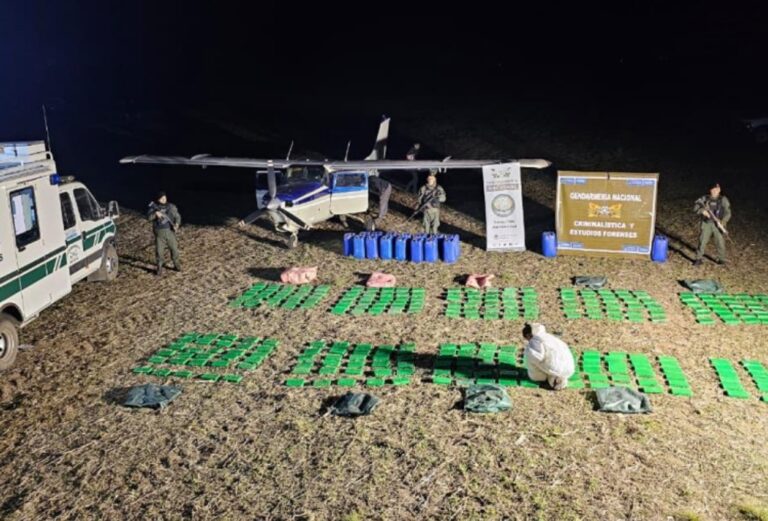 Avioneta utilizada para el tráfico de cocaína en Villa Eloísa