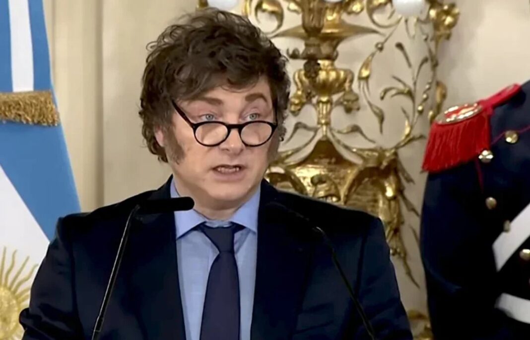 Presidente Javier Milei durante una disertación