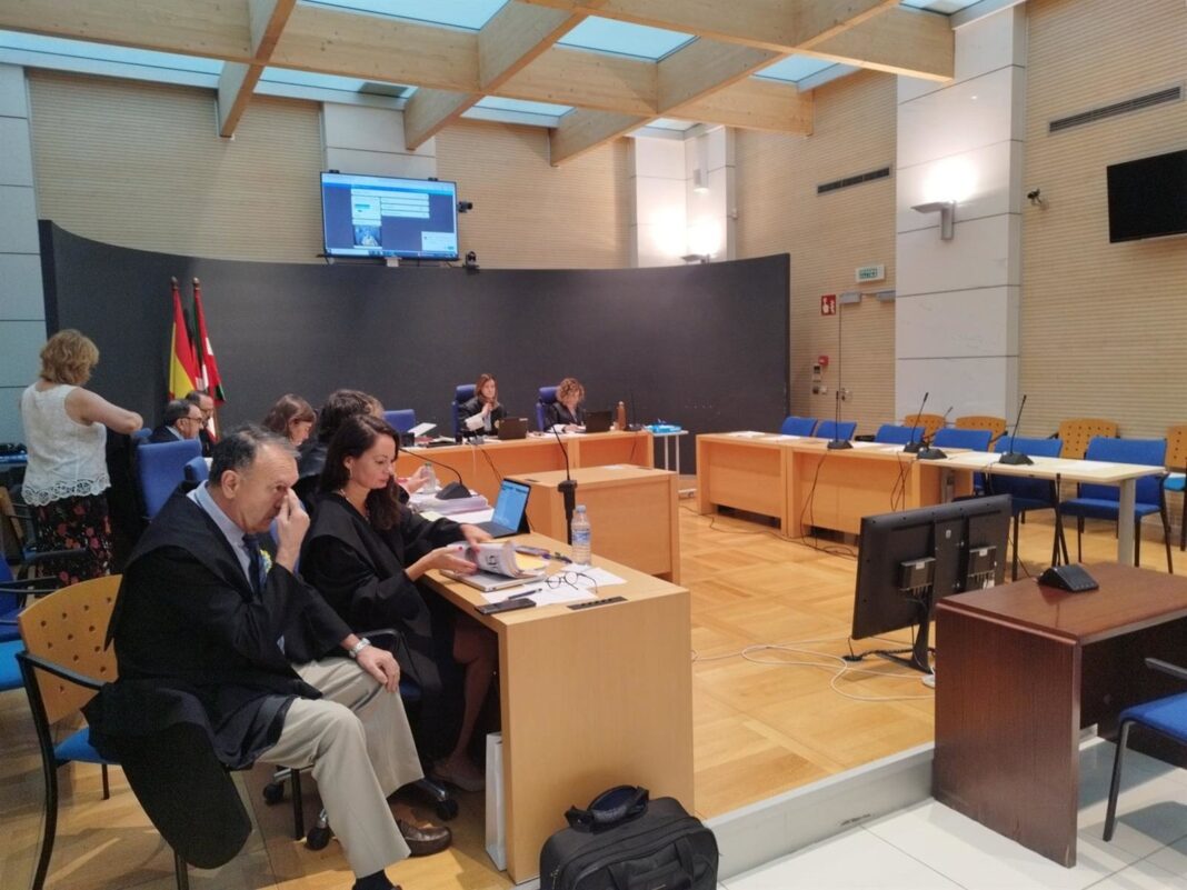 Vista exterior de la Audiencia de Gipuzkoa