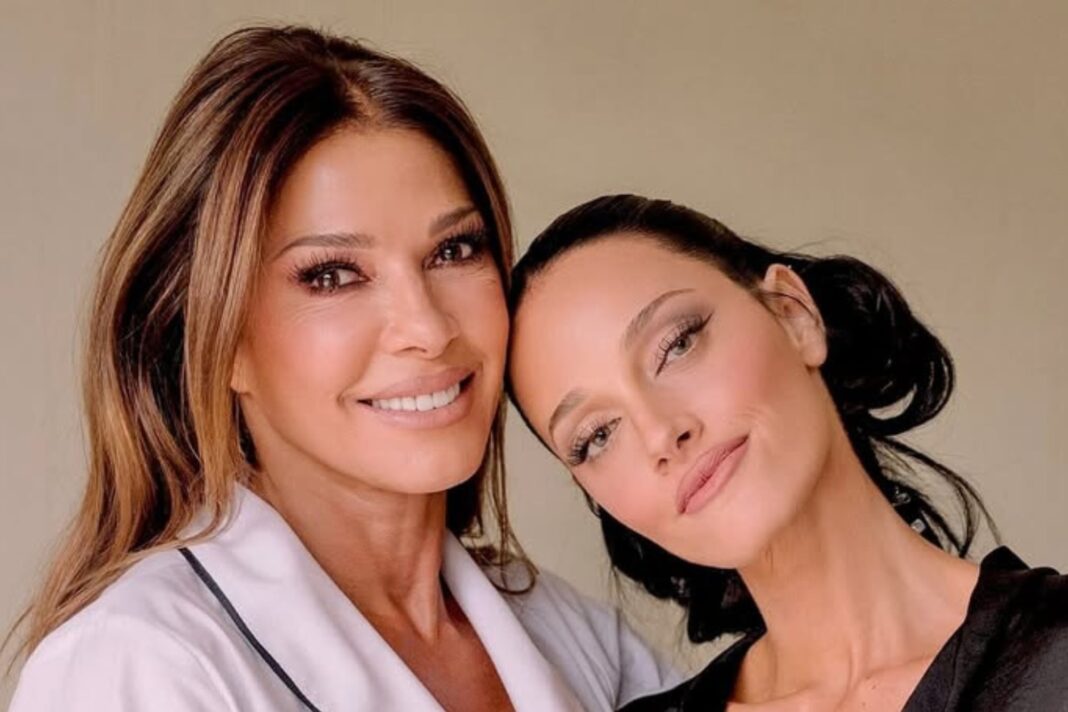 Oriana Sabatini y Catherine Fulop sonriendo juntas