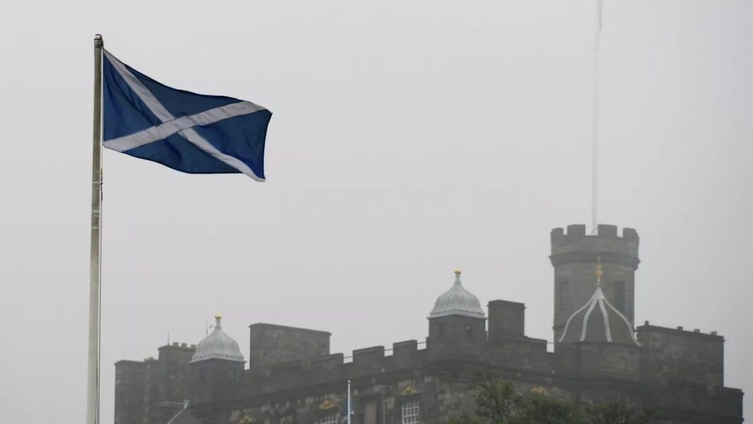 Sesión del Parlamento de Escocia durante la votación del referendo de independencia