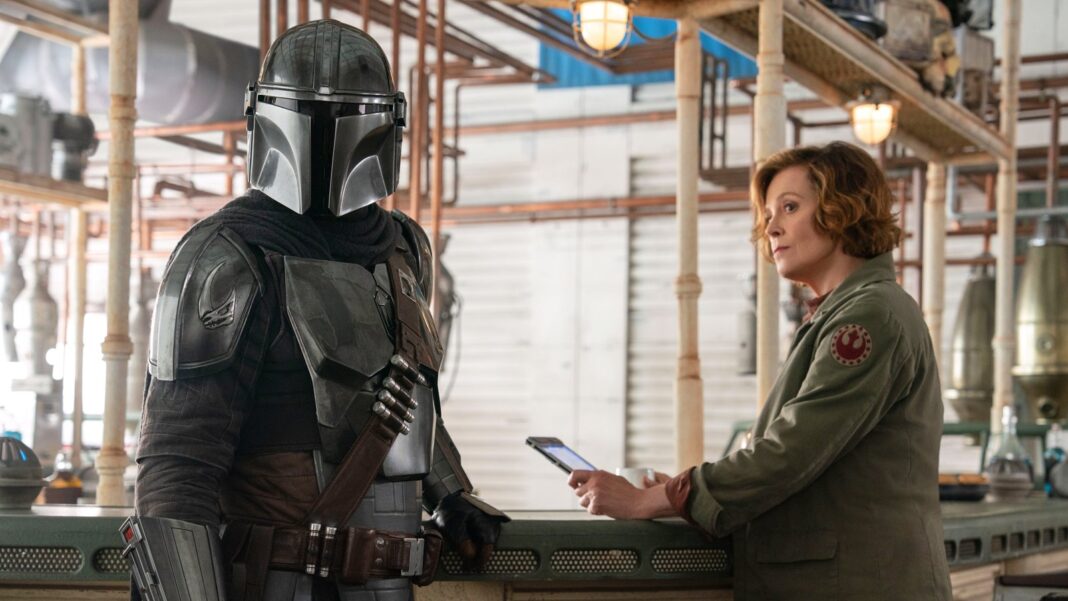 Poster de la película The Mandalorian and Grogu con los personajes principales