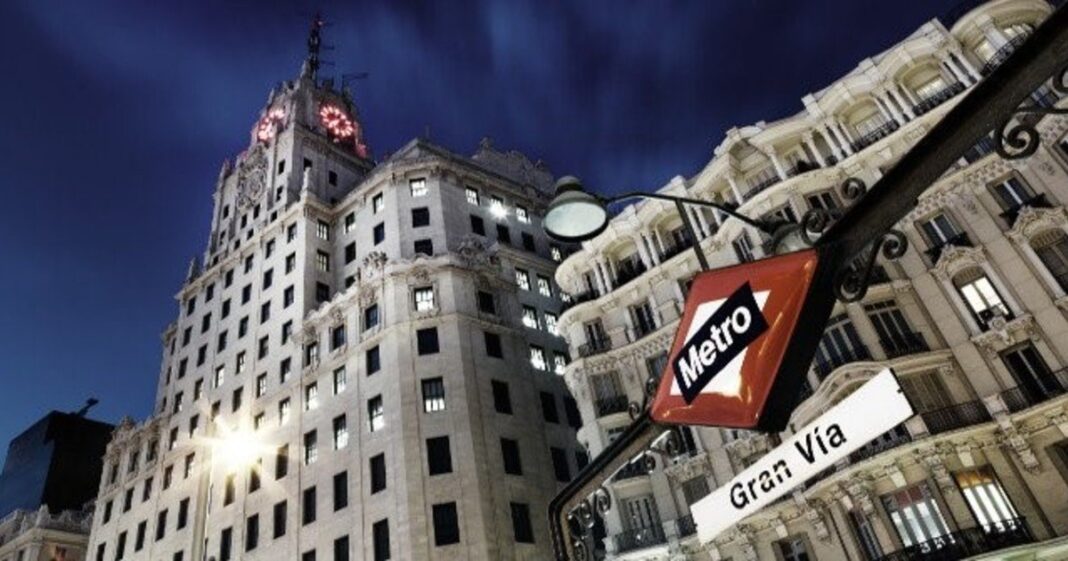 Edificio histórico de Telefónica en la Gran Vía de Madrid, número 28