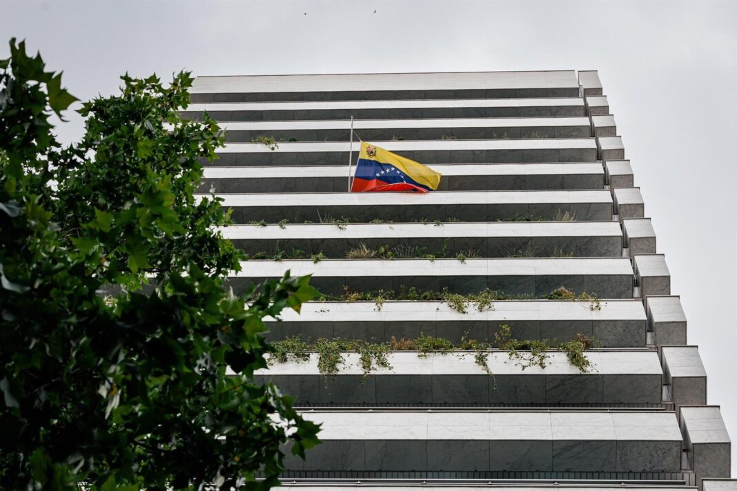 Fachada de la Embajada de Venezuela en Madrid