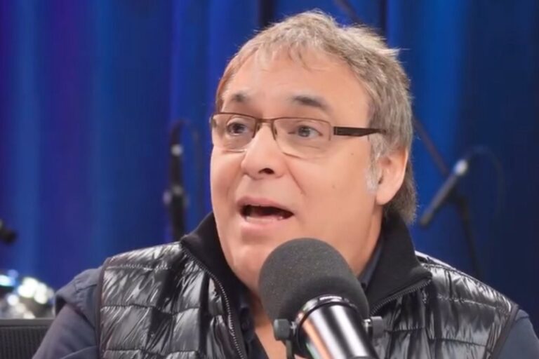 Gabriel Rolón, psicoanalista y escritor argentino, durante una entrevista