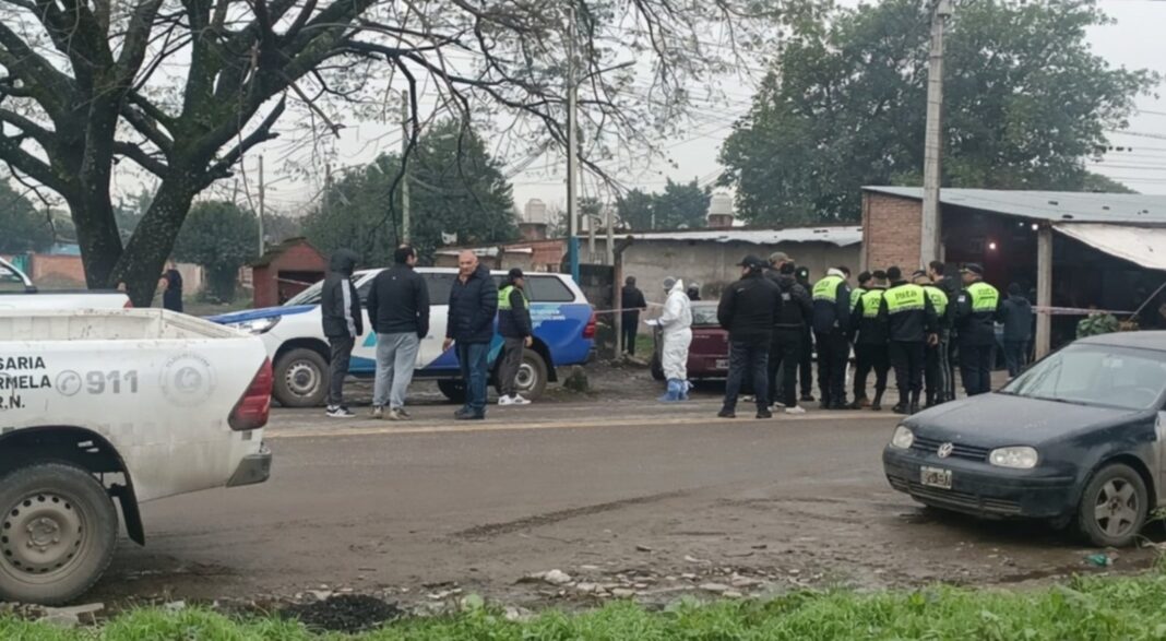 Escena del crimen en Villa Carmela, Tucumán, tras la muerte de un hombre en una pelea