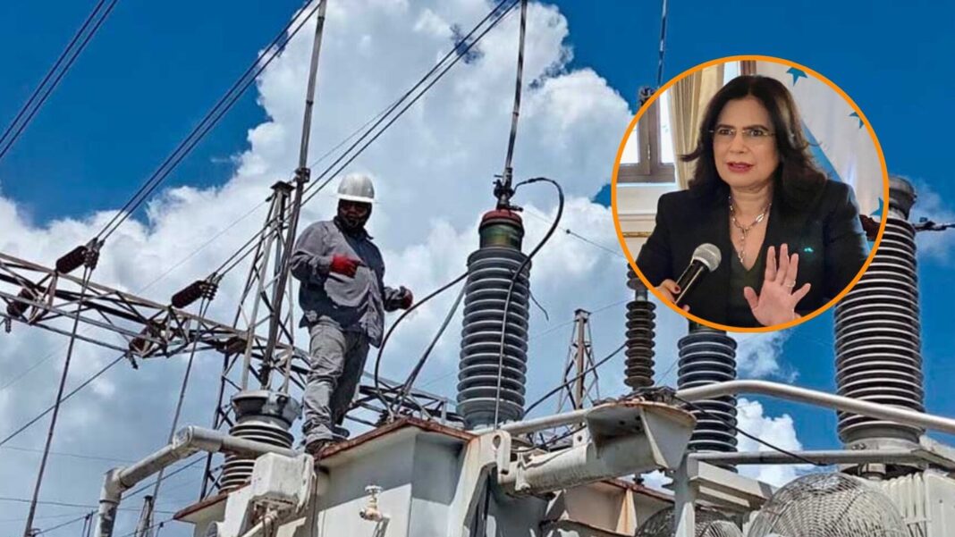 Dirigentes de Libre durante pronunciamiento sobre reformas energéticas