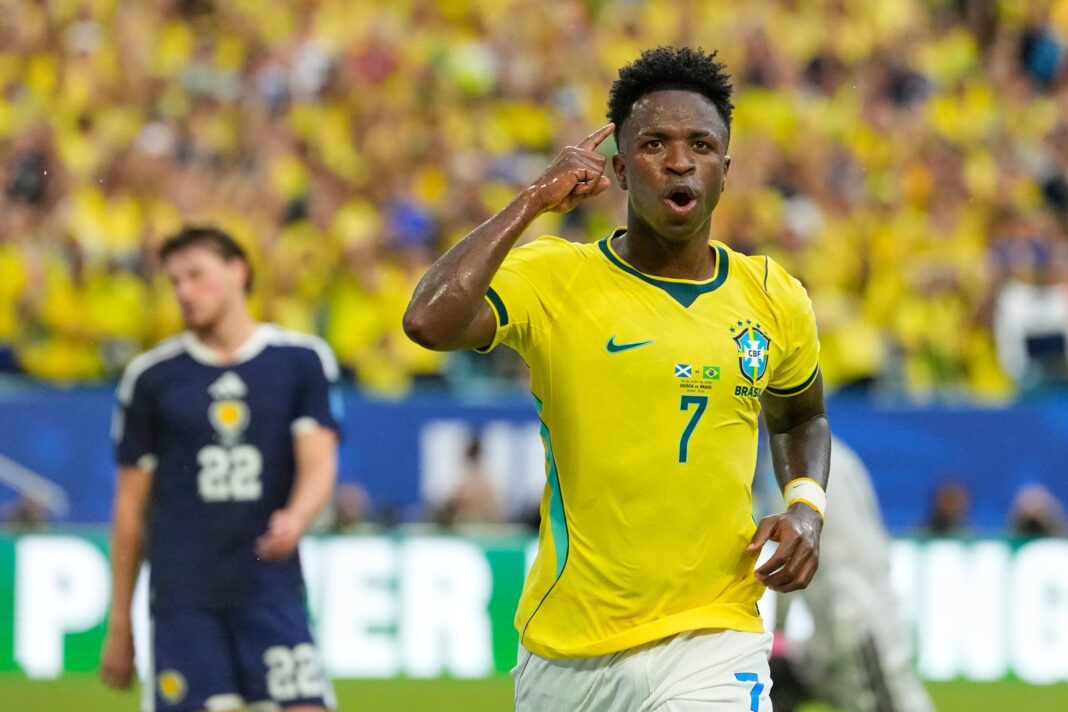 Jugadores de Brasil entrenan en la previa del partido contra Japón por los 16avos del Mundial 2026