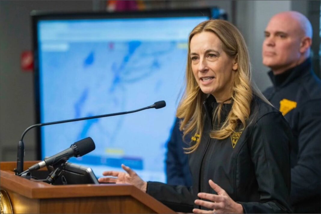 Gobernadora Mikie Sherrill en conferencia de prensa