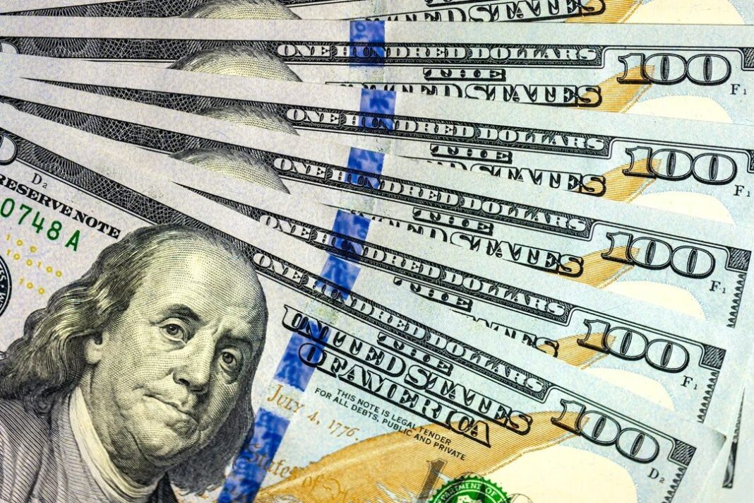 Imagen ilustrativa de billetes de dólar