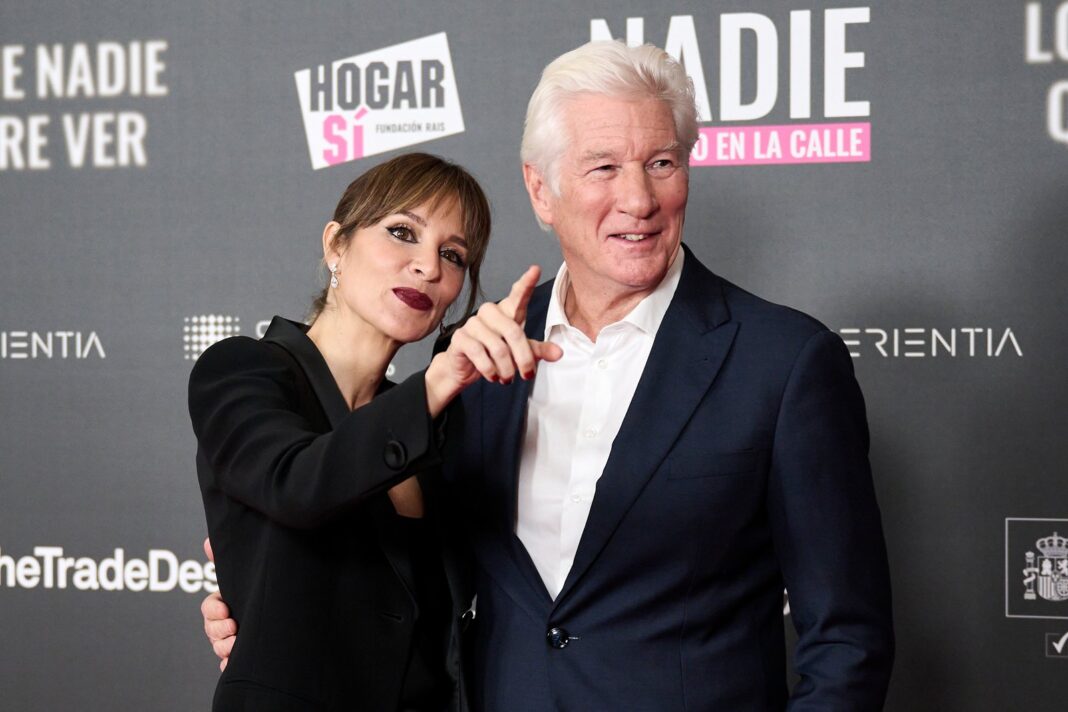 Richard Gere y Alejandra Silva en Oleiros