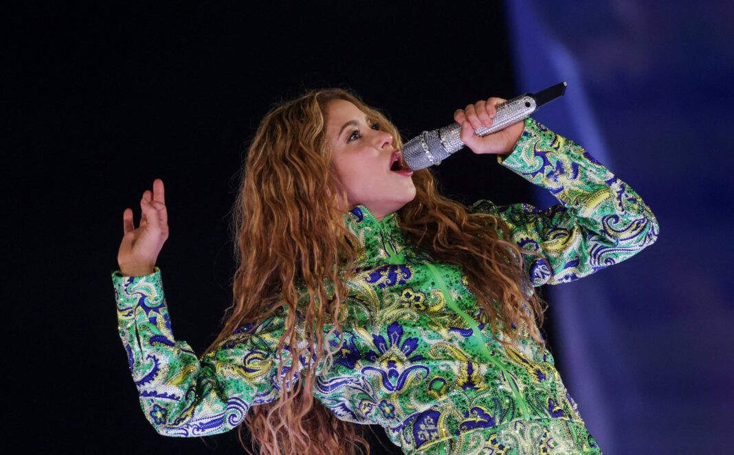 Shakira durante un concierto de su gira Las Mujeres Ya No Lloran World Tour