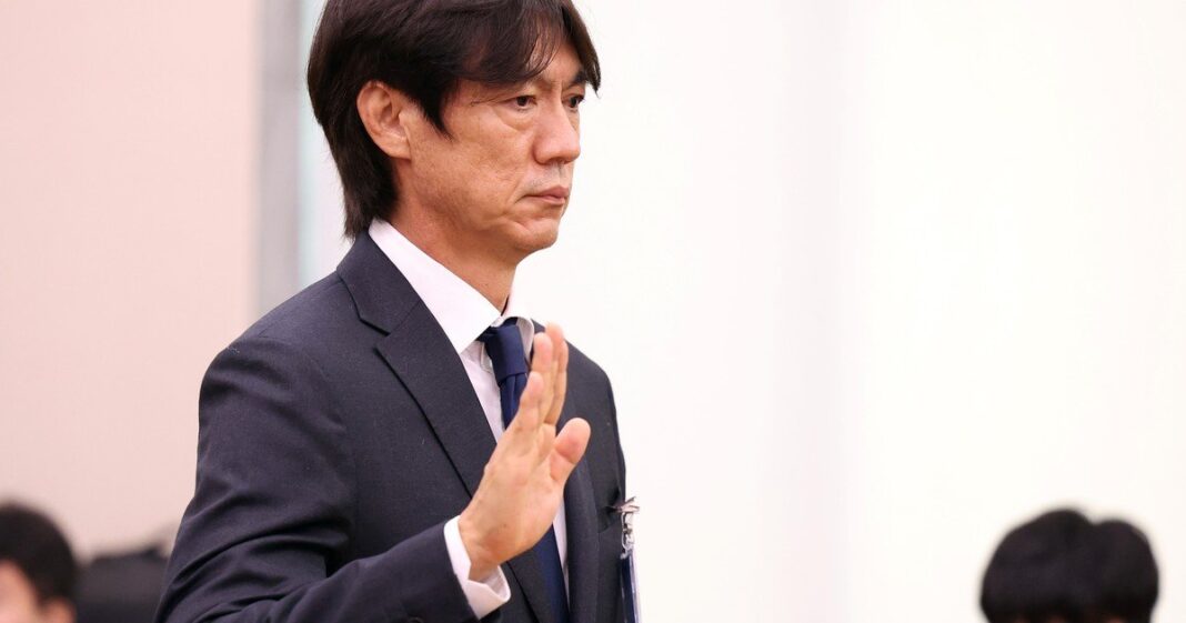 Chung Mong-gyu y Hong Myung-bo durante la comparecencia ante el Comité de Deportes de la Asamblea Nacional de Corea del Sur