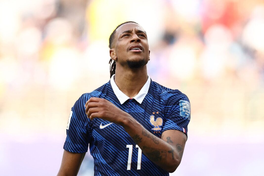 Michael Olise durante el partido Francia vs Paraguay en el Mundial 2026
