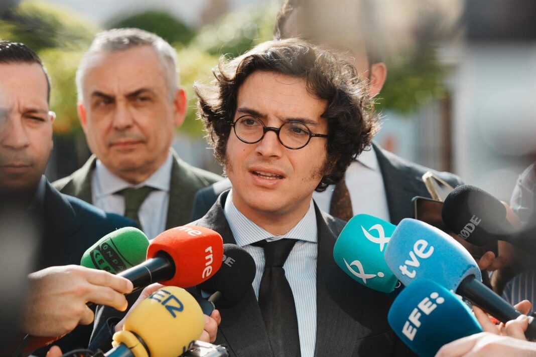 José María Figaredo, diputado de Vox, en una entrevista radial
